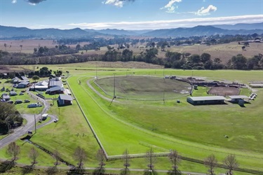 Kilcoy-Showgrounds-and-Racecourse.jpg